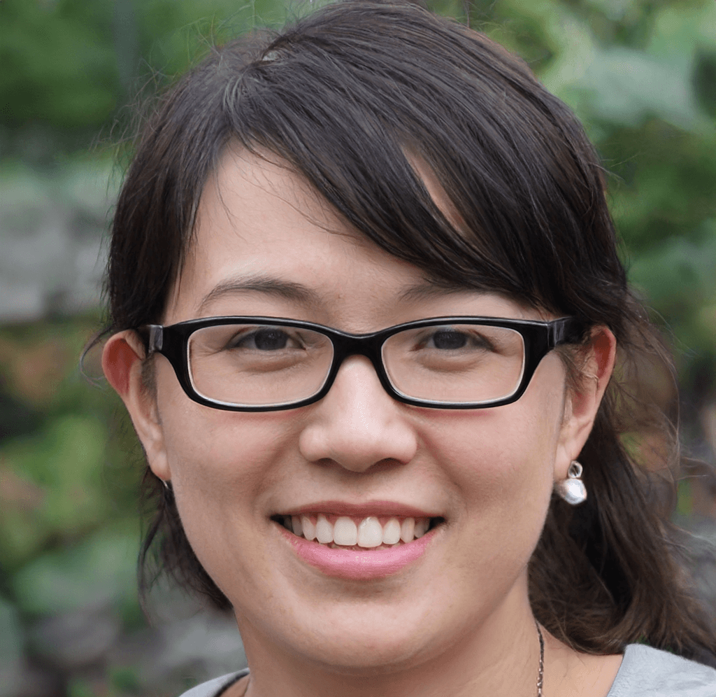 EdAscend tutor Lily Wong working with a student